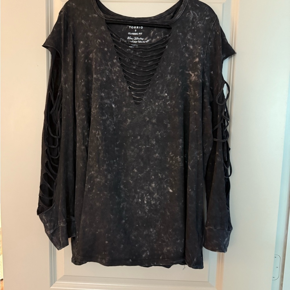 Black and Gray Cutout Sleeve Blouse